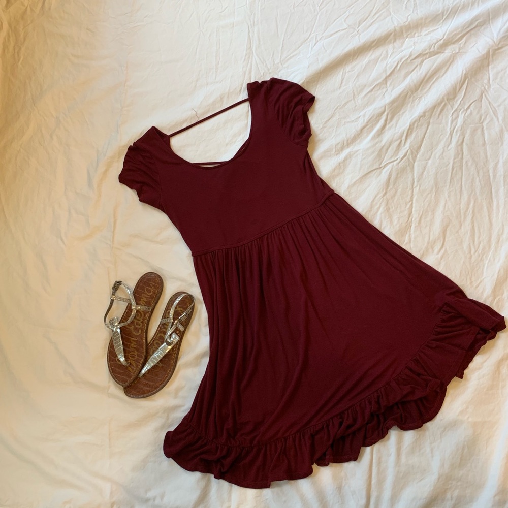 Gorgeous burgundy dress from PACSUN!!